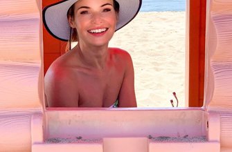 Анна Пескова