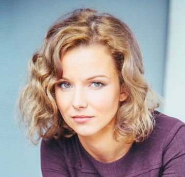 Александра Живова