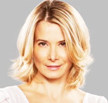 Юлия Высоцкая