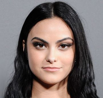 Камила Мендес