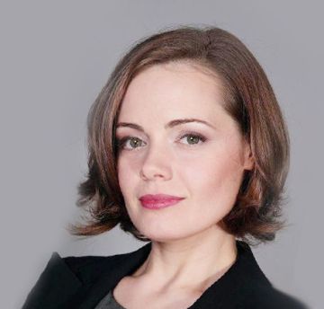 Анна Миклош