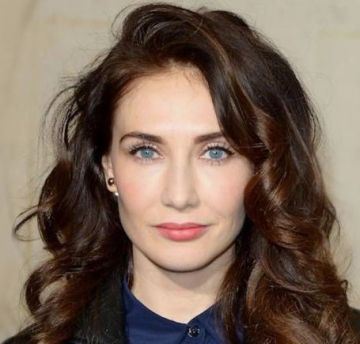 Кэрис Ван Хаутен