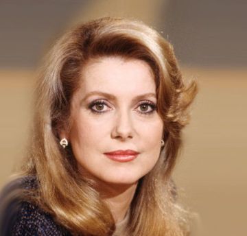 Катрин Денев