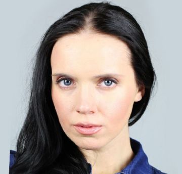 Янина Соколова