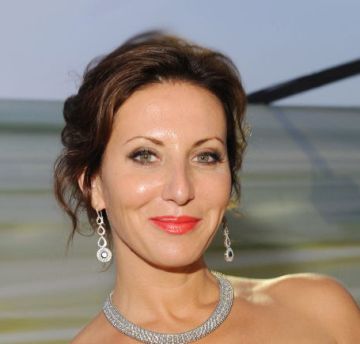 Алика Смехова