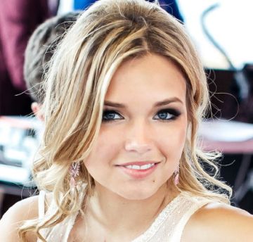 Настя Кудри