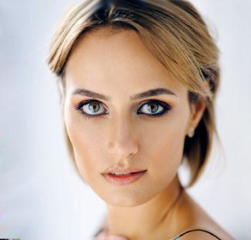 Алена Коломина