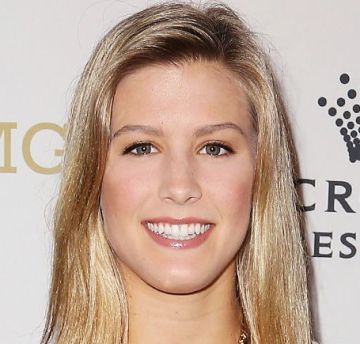 Эжени Бушар