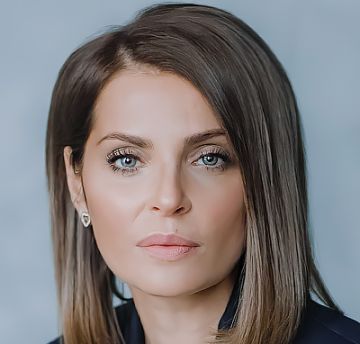 Елена Купрашевич